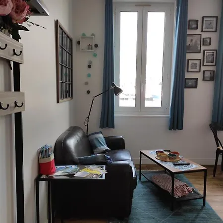 L' Albatros Vue Sur Le Port Фекам