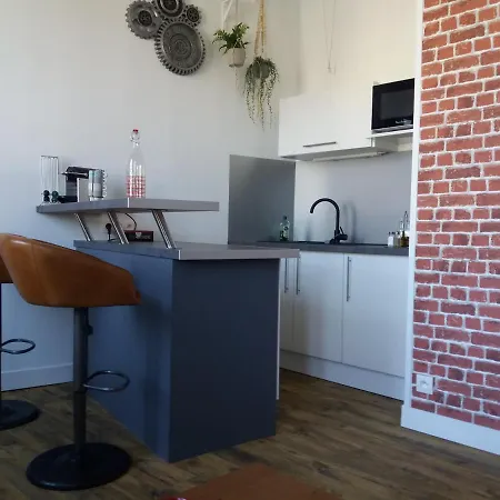 L' Albatros Vue Sur Le Port Фекам