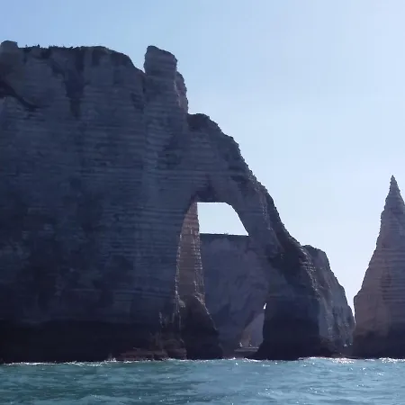 L' Albatros Vue Sur Le Port