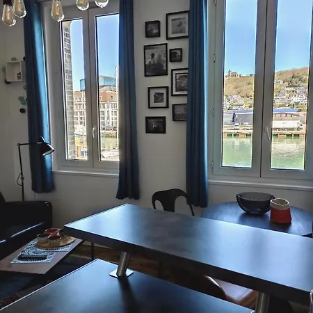 L' Albatros Vue Sur Le Port Apartmán *