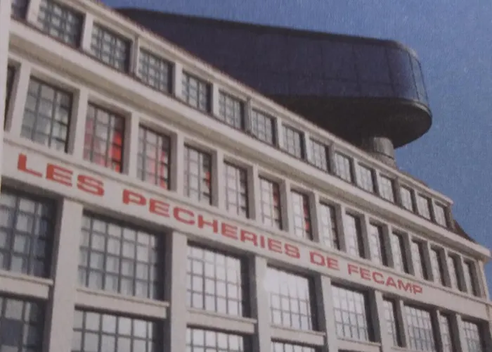 L' Albatros Vue Sur Le Port